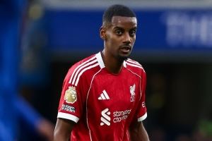 赫斯基:无法进球时伊萨克仍需为比赛做出贡献,他需要提高体能